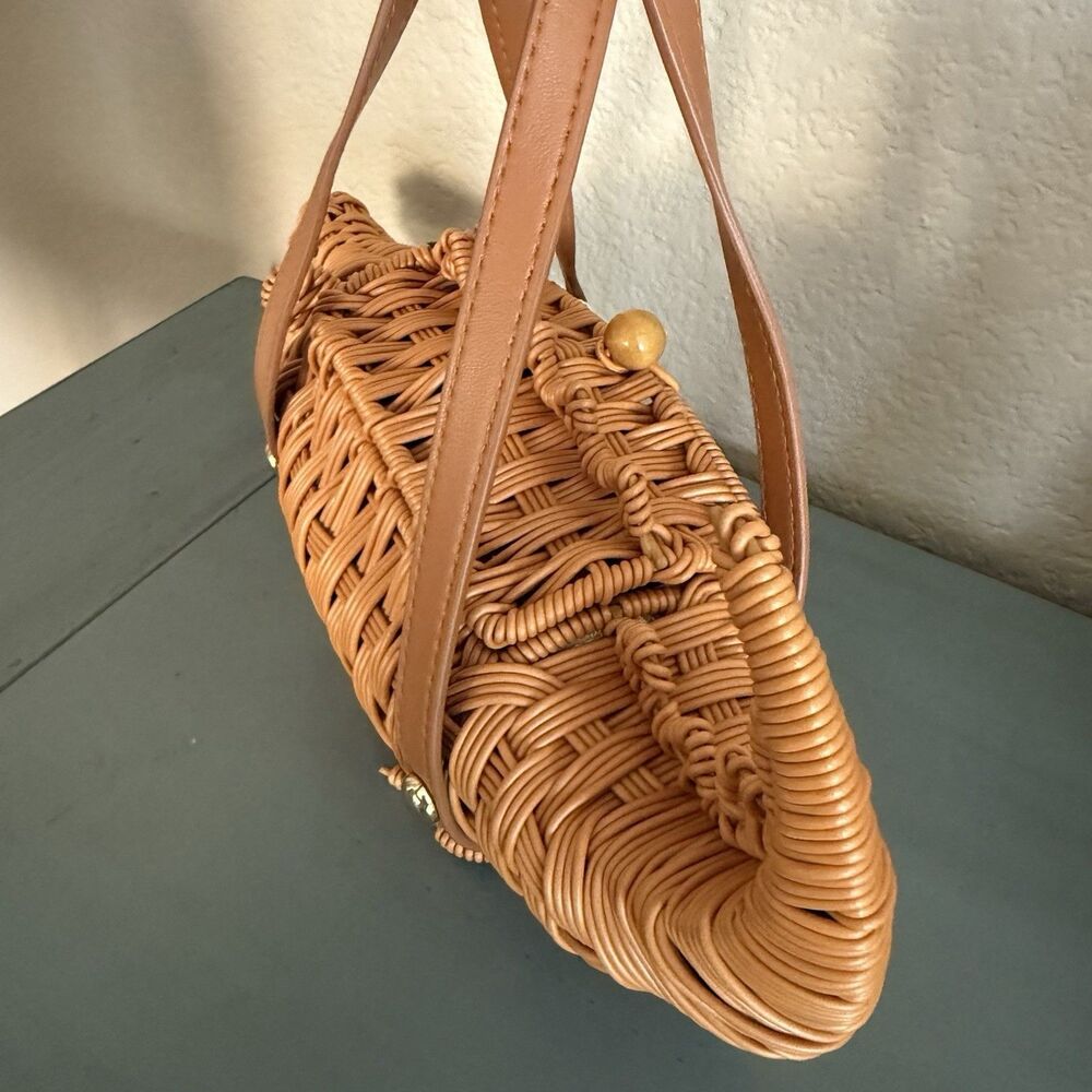 Tommy Bahama Viral Woven Crocodile Alligator Clutch Novelty Bag NWT - Picture 2 of 9
